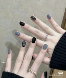 -安吉拉·纤纤玉指美甲美睫创意中心