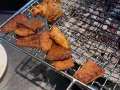 -合易泓烤肉•首创生椰大油边(宁山路店)