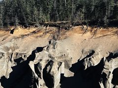 -峡谷浮石林景区