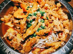 -胖哥俩肉蟹煲(湖滨银泰in77店)