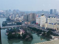 -云顶旋转自助景观餐厅