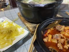 -土砂锅生态山庄·非遗砂锅雅鱼