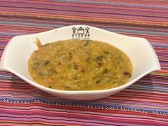 -香巴拉云南餐厅(华莱坞店)