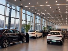 -天津波士信达奔驰4S店(卫津南路店)