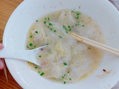-蟹芆三馄饨