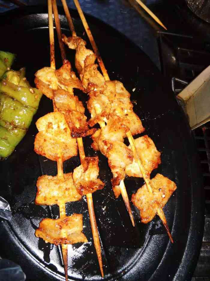 蒙古巴图鲁烤羊腿-"厦门的烧烤去过几次,感觉都没有合适的店铺.