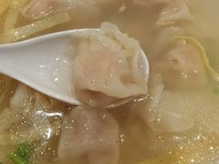 刀鱼馄饨-老半斋(福州路店)