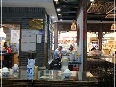 -张氏宽窄巷成都名小吃(茂业百货华强北店)