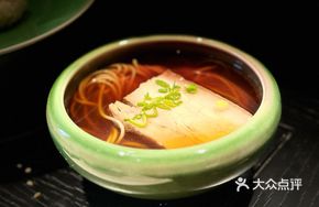 Braised Pork Noodles in Red Soup
