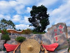 -三亚红色娘子军演艺公园景区