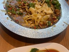 -俭寨大盘鸡·手抓肉·烧烤新疆菜(乌苏路店)