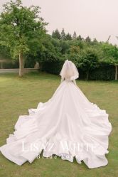 -Renee芮亦婚纱(原丽莎)
