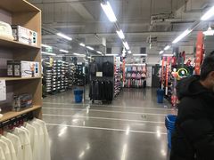 -迪卡侬(西三旗店)
