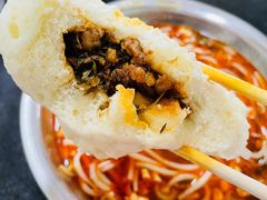 -薛记襄阳香辣牛肉面(平安路店)