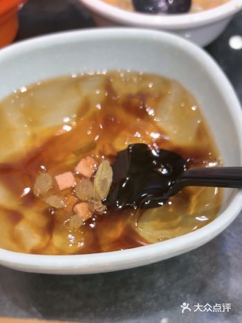 今天也是第一天到达桂林和朋友几位一起吃的啤酒