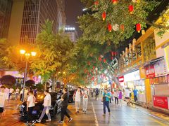 -八一路好吃街(雨田商务大厦店)