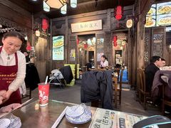 -缘来聚·徽菜名店(黄山宏村店)