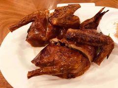脆皮烧乳鸽-富豪酒家(正大广场店)