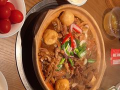 -蔡婶牛腩牛杂煲(长安万科店)