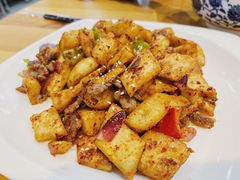 馕丁炒肉-马艾萨牛肉面