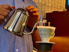 -Café Monson
