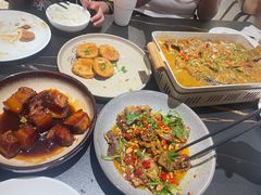 -悦府东北私房菜·饺子王·铁锅炖(长白山万达店)