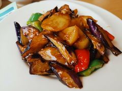 -关东小磨东北菜(上海长风大悦城店)
