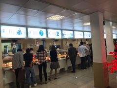 -同济大学本部学苑饮食广场