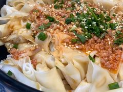 肉酱捞竹篙粉-石岐乳鸽村(南海第三分店)