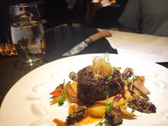 烤肋眼牛排配红酒小洋葱-AZUL by FUEL蓝色·法式酒馆(琶醍店)