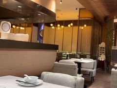 -楚山晓·湖北菜(武汉光谷K11店)