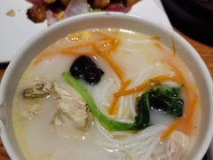云南过桥米线-云海肴·汽锅鸡·云南菜(广安门天虹店)