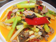 -九锅一堂酸菜鱼(新南凯德直营店)