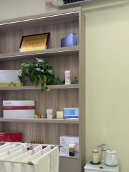 -苗方清颜专业祛痘·皮肤管理