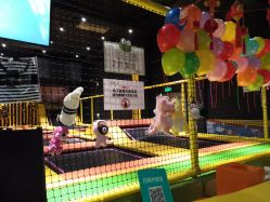 -蹦蹦跳跳(新奥购物中心店)