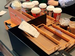 -星巴克(迪士尼小镇店)