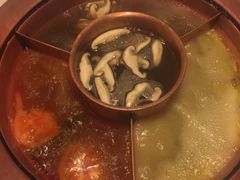 -滇釜火锅·能喝汤的火锅(车公庄店)