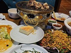 -蒙亨·手把肉·蒙古包文化主题餐厅(乌兰察布天恒广场店)