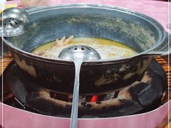 -侠成水上农庄(工业大道店)