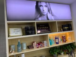 -Coo Hair salon