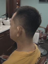 -绅仕門男士理发馆