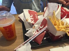 -肯德基(常熟万达店)