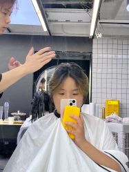 -藤野造型烫发染发