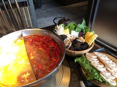 -湊湊火锅·茶憩(新中关购物中心店)