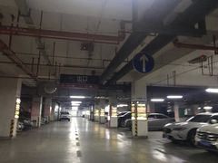 -大唐西市-地下停车场