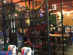 -喝丢一只鞋辣炒海鲜小烧烤(三八广场店)