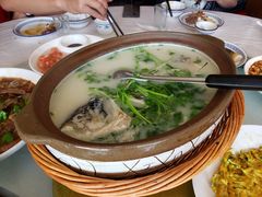 -天乐农家鱼头王(天目湖店)