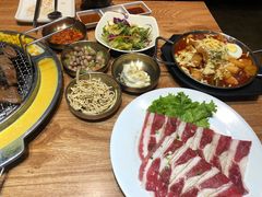-弘益铭家九炙社韩国烤肉料理(尚美店)