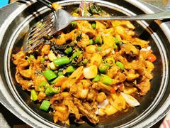 青椒紫苏味-蛙小侠·沸腾砂锅(南山欢乐颂店)
