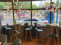 -ZING COFFEE 镜咖啡